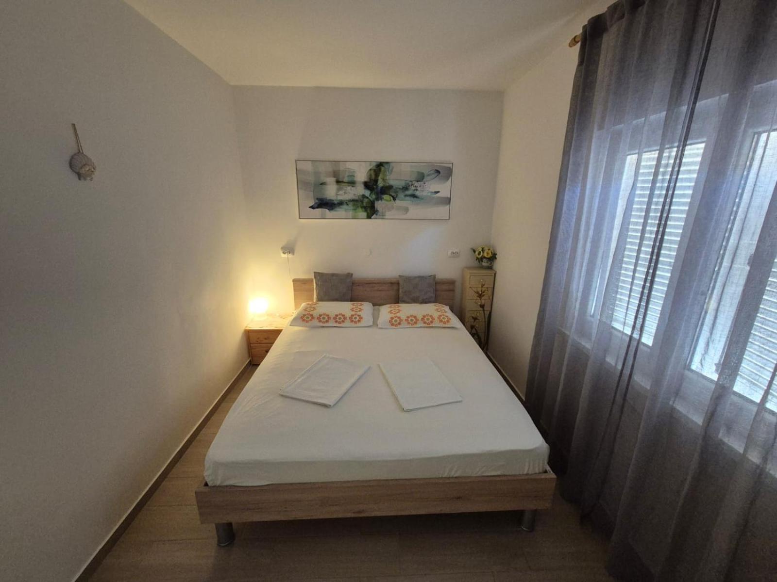 Apartman Davorka Karlobag Ngoại thất bức ảnh